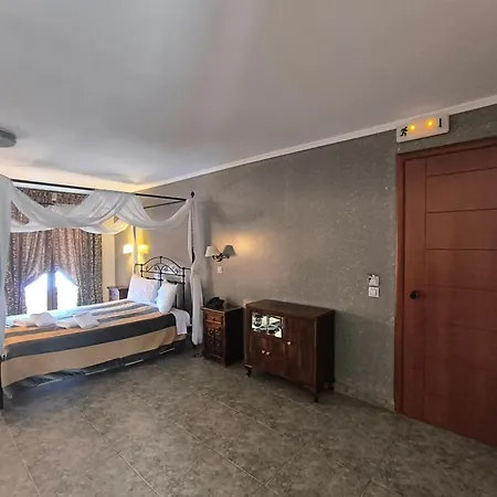Anastazia Hotel