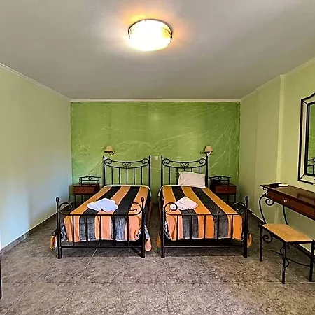Hotell Hotel Anastazia Poros (Kefalonia)