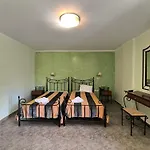 Anastazia 4*