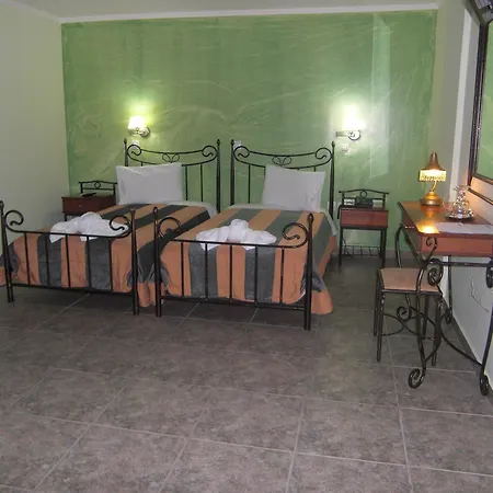 Hotel Anastazia Hotell 4*